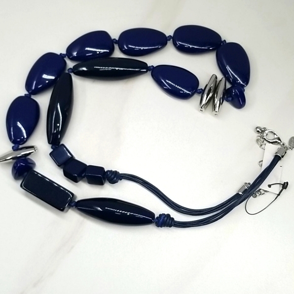 CHICO'S Black & Blue Necklace - Picture 1 of 8